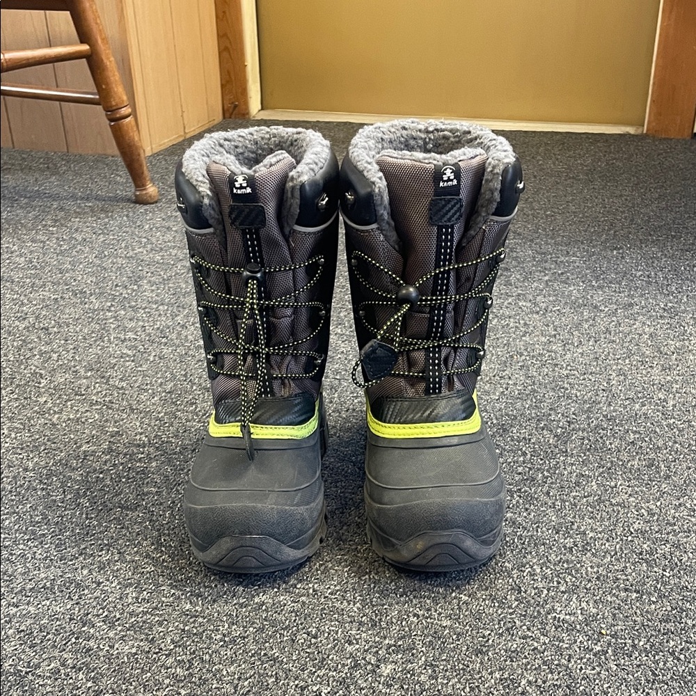 Kamik Snow Boots Black Gray Neon Yellow Trim